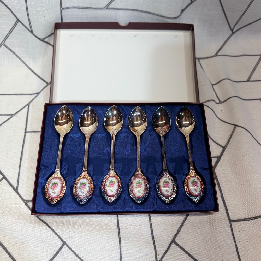 Unbranded Demitasse Spoon Set 4.5in Silver Tone Floral Porcelain Korea 6pc